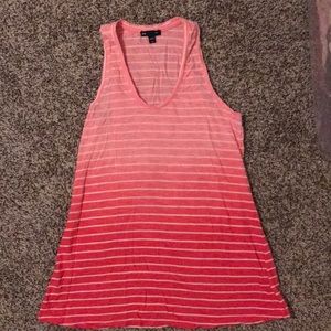 Gap XS Ombré Racerback Red Striped Flowy Tank